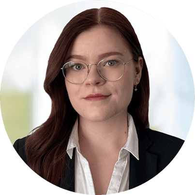 A portrait of Anna Sophie Tobaben, Security Consultant at usd AG, Part of the ISMS project at Bikeleasing, in formal attire. 