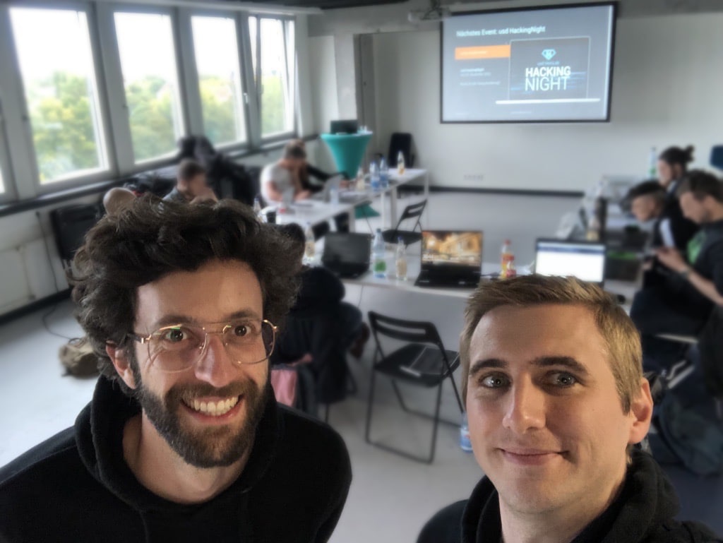 Unsere Kollegen Philipp Santos de Oliveira und Tim Kranz betreuten den usd Hackertag in Berlin.